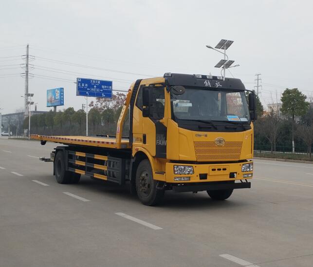 ���J6����ƽ������܇(ch��)(10P10)���L(zh��ng)8.4��